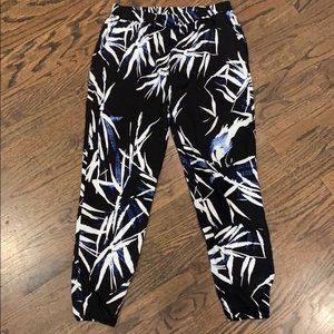 Fabletics Joggers